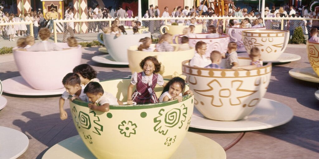 Des photos rétro de l’ouverture de Disneyland en 1955 qui vous donneront envie d’y être Des photos rétro de l’ouverture de Disneyland en 1955 qui vous donneront envie d’y être
