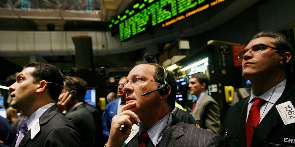 Trois conseils pour aider les investisseurs à gérer la volatilité du marché liée aux tarifs qui va se maintenir Trois conseils pour aider les investisseurs à gérer la volatilité du marché liée aux tarifs qui va se maintenir