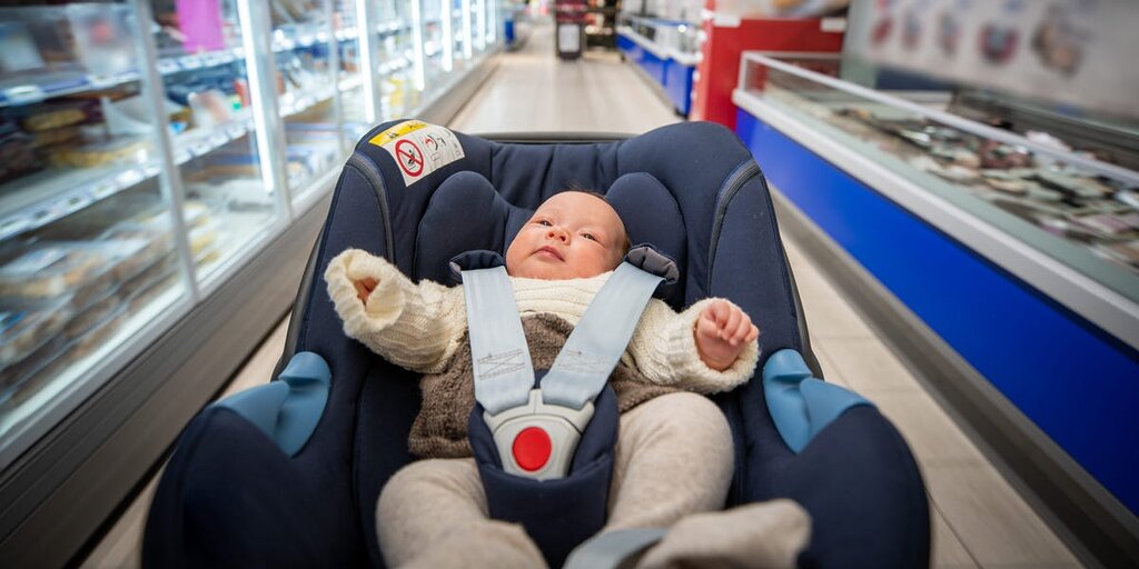 Une inconnue m’a confié que son fils ne l’appelait plus et m’a conseillé de profiter de mon nouveau-né, ce qui a influencé ma façon de parents