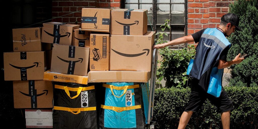 Les tensions commerciales montent en juillet avec des promotions chez Dollar General et Walmart avant le Prime Day d’Amazon Les tensions commerciales montent en juillet avec des promotions chez Dollar General et Walmart avant le Prime Day d’Amazon