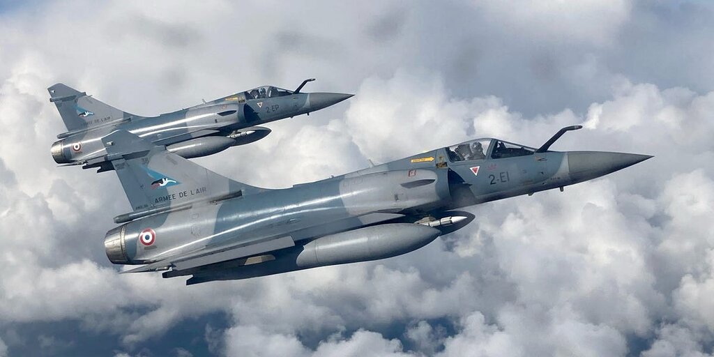 L’Ukraine a enregistré la première perte d’un chasseur français après qu’une défaillance technique ait contraint le pilote à s’éjecter L’Ukraine a enregistré la première perte d’un chasseur français après qu’une défaillance technique ait contraint le pilote à s’éjecter