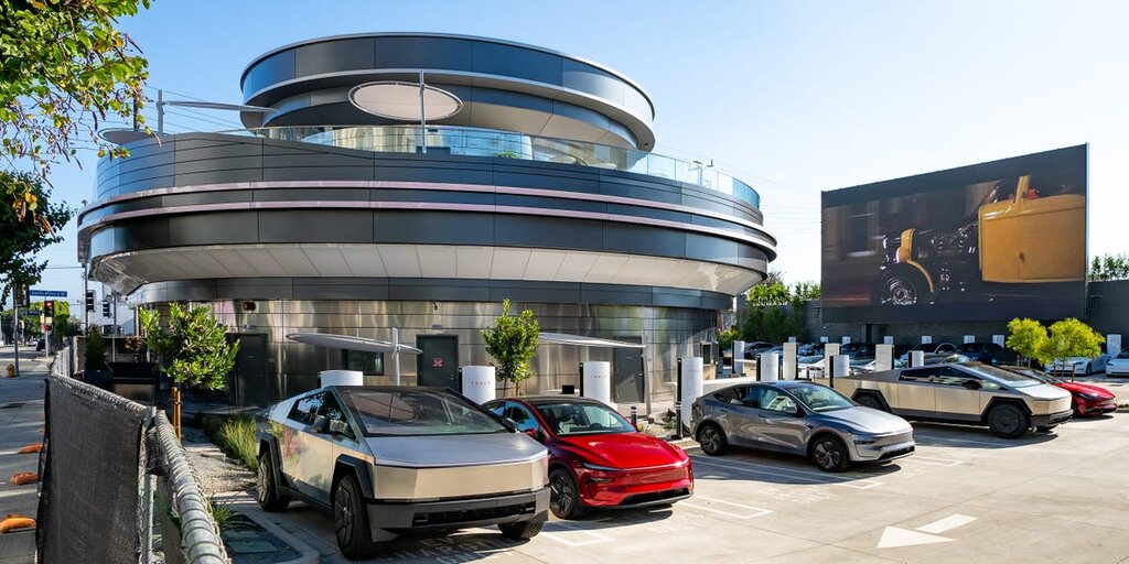 Les ventes de Tesla chutent en Californie, entraînant une baisse du marché des véhicules électriques dans l’État Les ventes de Tesla chutent en Californie, entraînant une baisse du marché des véhicules électriques dans l’État