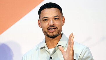 Steven Bartlett, vedette de ‘The Diary of a CEO’, crée des podcasts avec une version virtuelle de lui-même grâce à l’IA