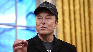 Elon Musk révèle pourquoi xAI désigne son personnel comme des ingénieurs plutôt que des chercheurs
