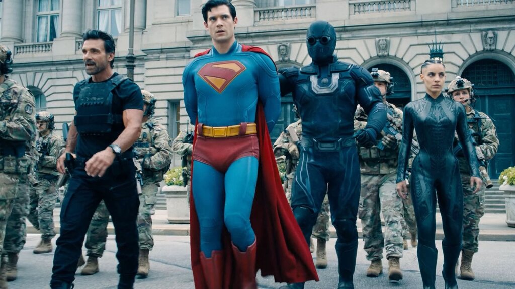 DC Comics : Le Grand Secret de Superman Pourrait Introduire l’une des Équipes les Plus Sous-Estimées