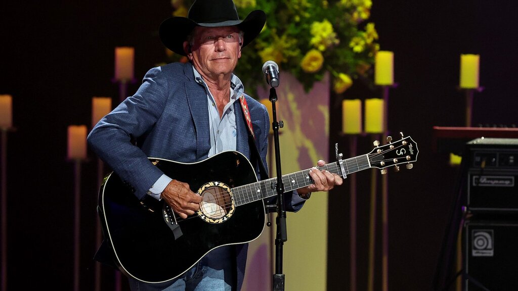 George Strait annonce un concert-bénéfice intimiste au Texas pour soutenir les victimes des inondations