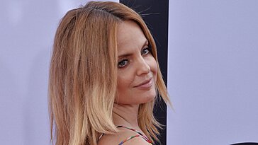 Mena Suvari et Brandon Routh : le retour des rôles emblématiques dans ‘Ick’