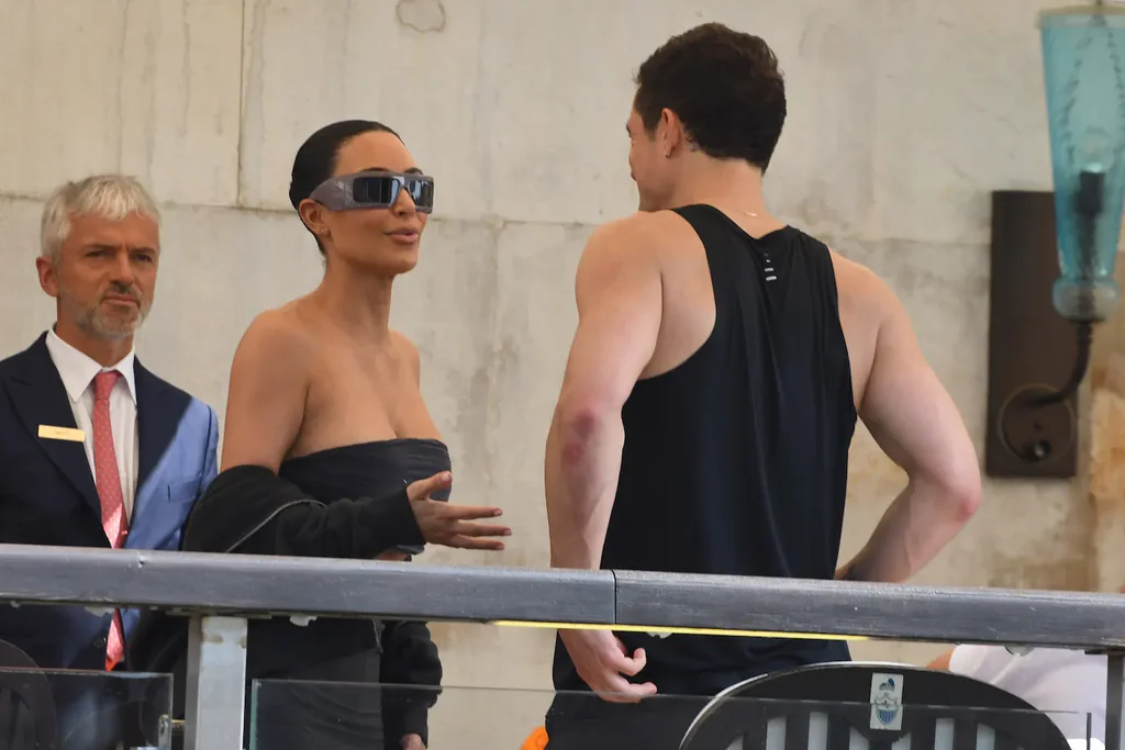 Katy Perry Dissipe les Rumeurs de Rivalité avec Kim Kardashian Suite à des Rumeurs de Romance avec Orlando Bloom