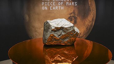 Vente d’une pièce de Mars : le plus gros morceau de la planète rouge s’enchérit à 5,3 millions de dollars lors d’une enchère Sotheby’s