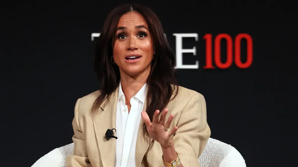 Meghan Markle Accusée de Manipulations avec la Famille Royale pour Avantages Personnels Meghan Markle Accusée de Manipulations avec la Famille Royale pour Avantages Personnels