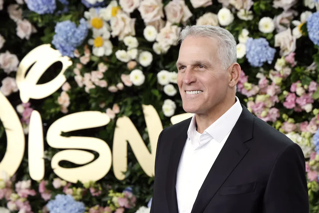 Mel Owens retiré du rôle de « Golden Bachelor » après des propos controversés, selon Reality Steve