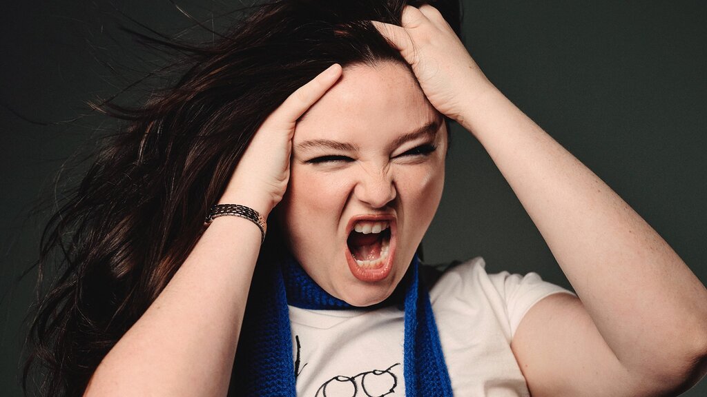 Découvrez la vraie Meg Stalter, star de la nouvelle série « Too Much » de Lena Dunham