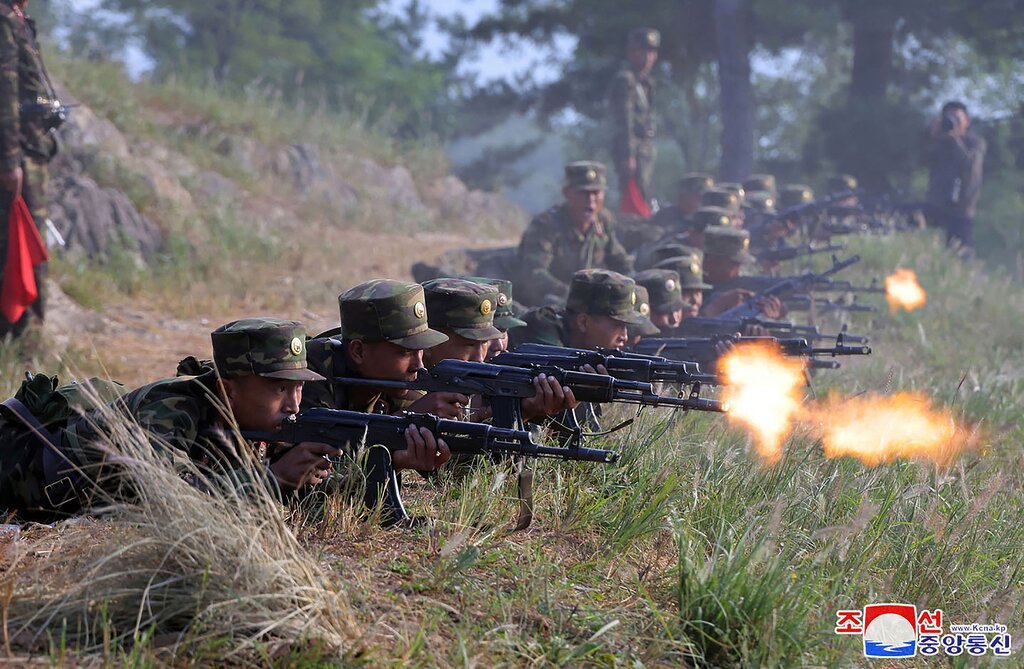 Kim Jong-un prêt à envoyer 30 000 soldats pour appuyer la Russie dans son effort militaire