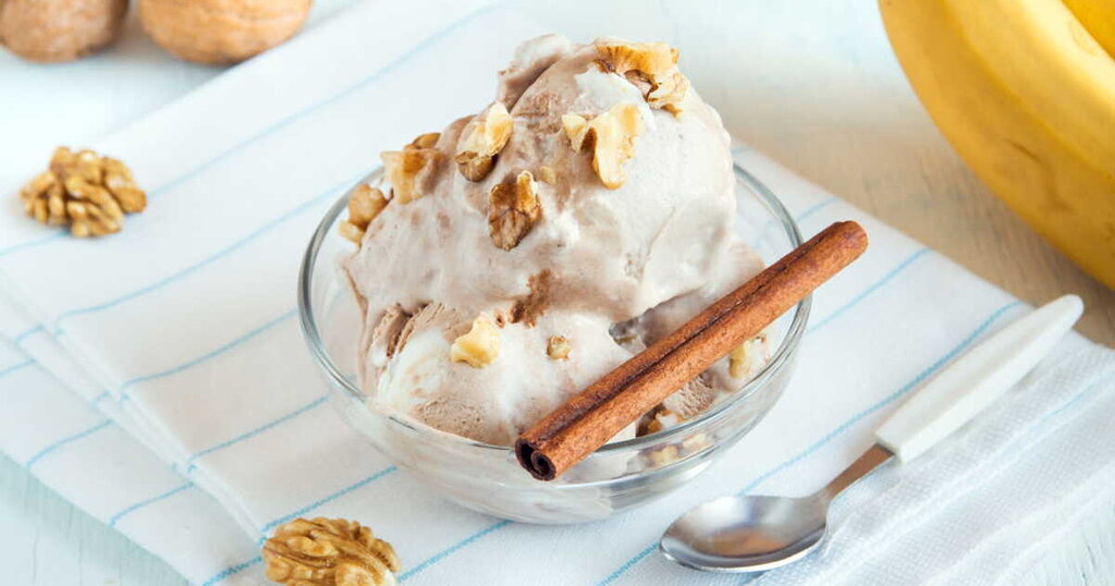 Astuces d’un expert pour une texture parfaite de glace maison sans sorbetière 