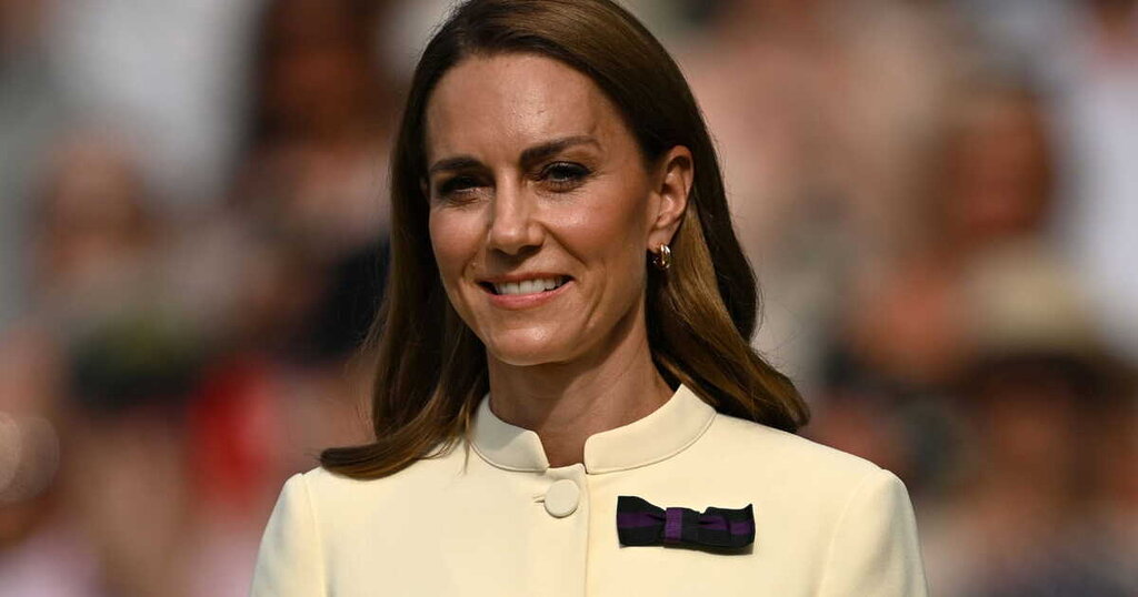 Bijou très chic adoré par Grace Kelly : retour en mode en 2025 Bijou très chic adoré par Grace Kelly : retour en mode en 2025