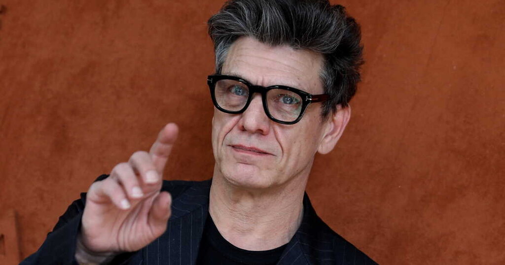 Éducation des enfants de Marc Lavoine : ses confidences sur ce qu’il est ‘incapable de faire’ Éducation des enfants de Marc Lavoine : ses confidences sur ce qu’il est ‘incapable de faire’