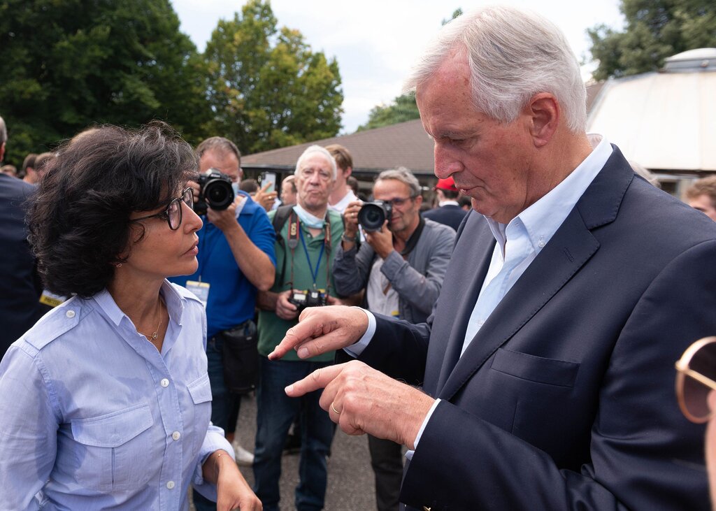 Les enjeux sous-jacents de l’affrontement entre Michel Barnier et Rachida Dati