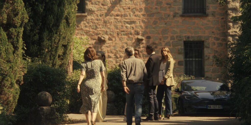 Lieux de tournage de la série Netflix : Claire Romain (Manon) révèle où a été filmée la fiction numéro 1 sur la plateforme Lieux de tournage de la série Netflix : Claire Romain (Manon) révèle où a été filmée la fiction numéro 1 sur la plateforme