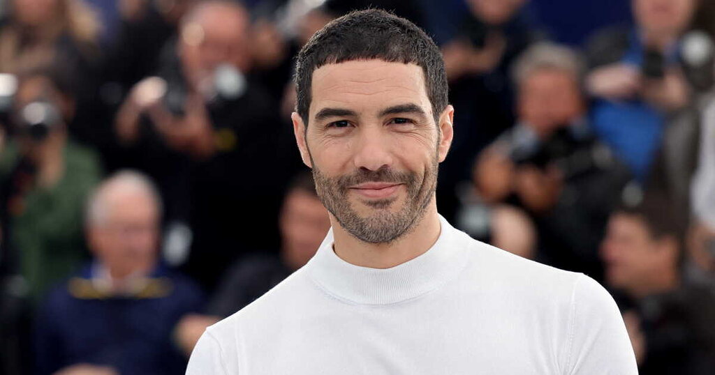 Tahar Rahim a 44 ans : son frère Ahmed, acteur doué, a commencé sa carrière bien avant lui Tahar Rahim a 44 ans : son frère Ahmed, acteur doué, a commencé sa carrière bien avant lui