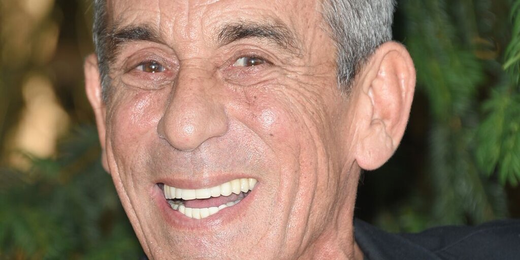 Enterrement de Thierry Ardisson : L’ex-garde du corps de Johnny Hallyday veille sur une cérémonie en toute intimité Enterrement de Thierry Ardisson : L’ex-garde du corps de Johnny Hallyday veille sur une cérémonie en toute intimité