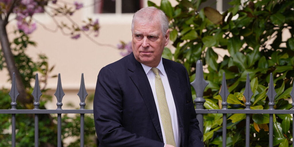 Prince Andrew : un mariage libre et plus d’un millier de femmes en parallèle avec Sarah Ferguson Prince Andrew : un mariage libre et plus d’un millier de femmes en parallèle avec Sarah Ferguson