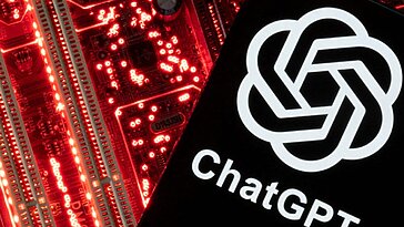 Le responsable éducatif d’OpenAI souligne que les élèves doivent utiliser ChatGPT comme un outil, pas comme une machine à réponses