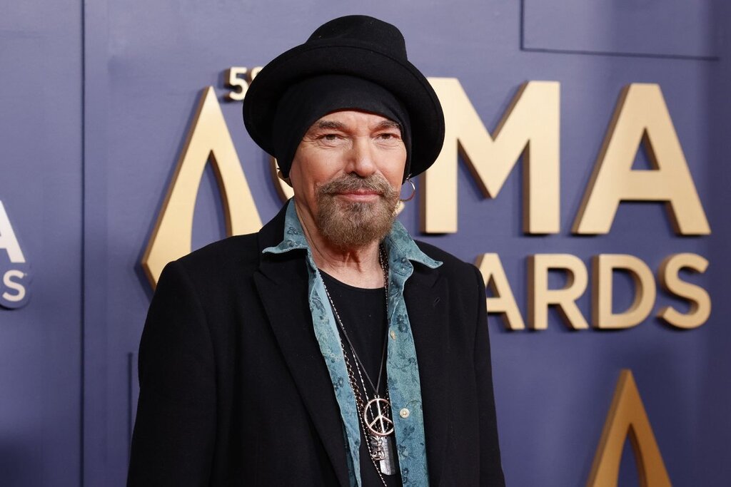 Anniversaire Célèbres du 4 Août : Billy Bob Thornton et Lauren Tom à l’Honneur Anniversaire Célèbres du 4 Août : Billy Bob Thornton et Lauren Tom à l’Honneur
