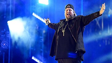 Jelly Roll chante ‘mean tweets’ dans Jimmy Kimmel Live ! – Regardez la vidéo