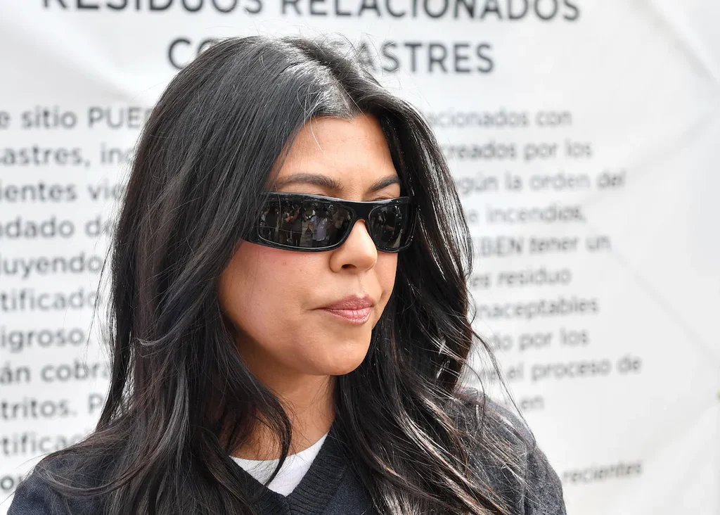 Pregnancy Speculation : Khloé Kardashian’s Latest IG Post Ignites Rumors About Kourtney Kardashian