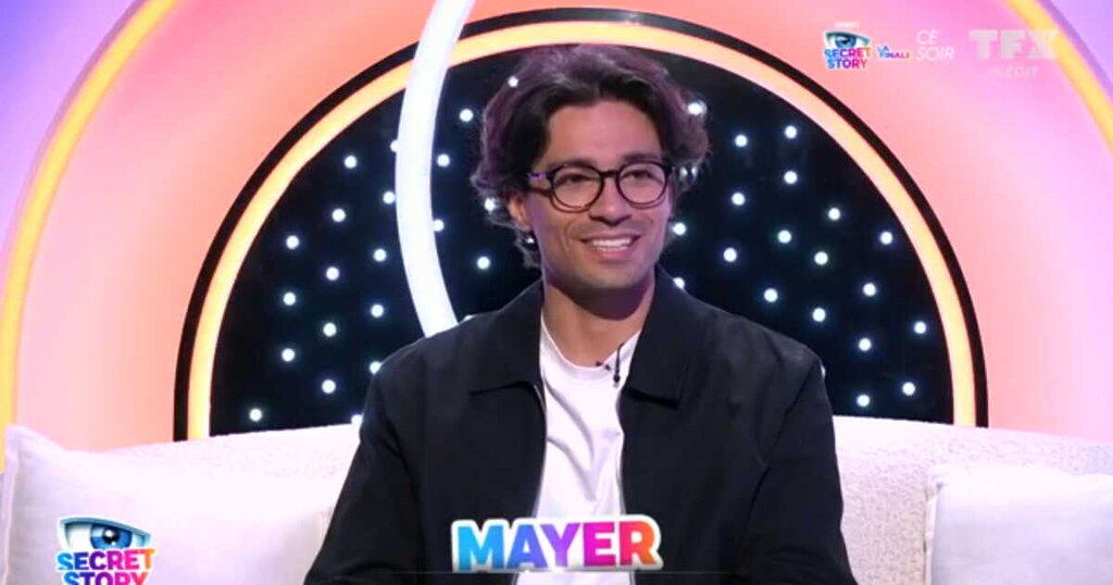 Secret Story : Mayer fait une révélation inattendue à Romy et Ethan lors de son retour dans la Maison des secrets Secret Story : Mayer fait une révélation inattendue à Romy et Ethan lors de son retour dans la Maison des secrets