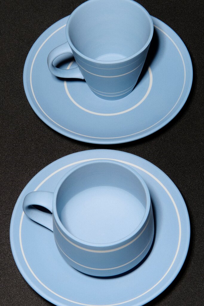 La tasse à café de Jonathan Anderson est-elle l’accessoire mode essentiel de la rentrée ?