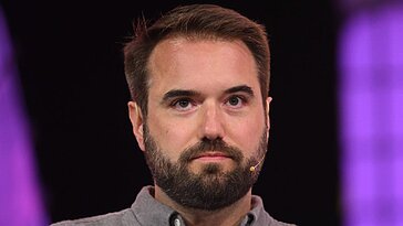 Le PDG de Substack pense que l’IA pourrait causer un chaos futur ou une renaissance culturelle