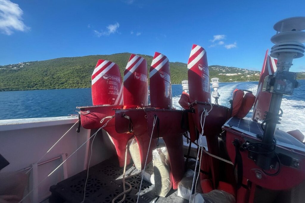 La NOAA lance des navires robotiques pour étudier les ouragans