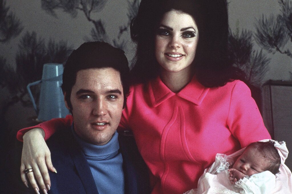 Une nouvelle plainte remet en question la responsabilité de Priscilla dans la mort d’Elvis Presley Une nouvelle plainte remet en question la responsabilité de Priscilla dans la mort d’Elvis Presley