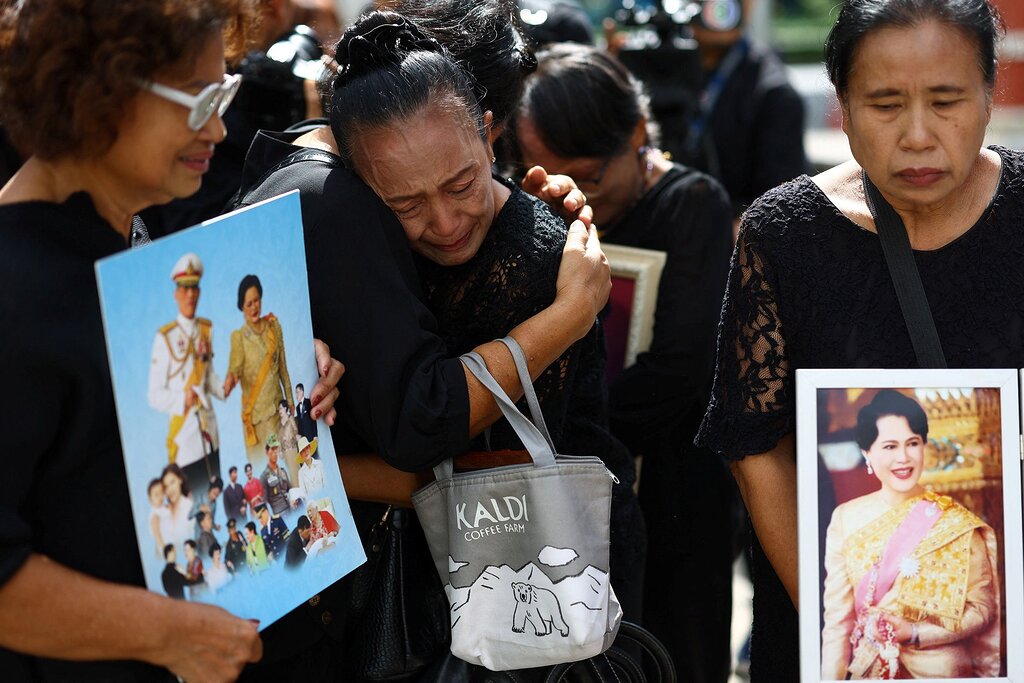 La Thaïlande pleure la disparition de la reine Sirikit