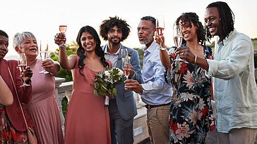 Dix erreurs à éviter absolument par les invités lors des mariages, selon les experts en étiquette