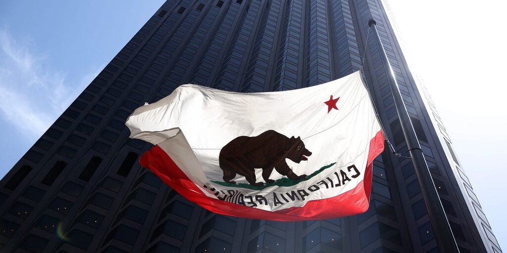 Au fil des années, quatorze entreprises ont quitté la Californie