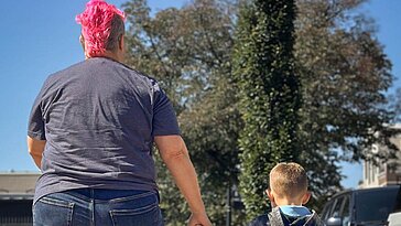 Je croyais que devenir grand-mère serait facile, mais j’ai dû respecter des règles et des limites