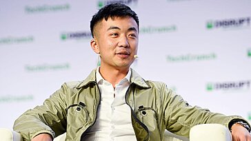 Le PDG de Nothing déclare que sa startup cible la génération Z pour rivaliser avec Apple et Samsung