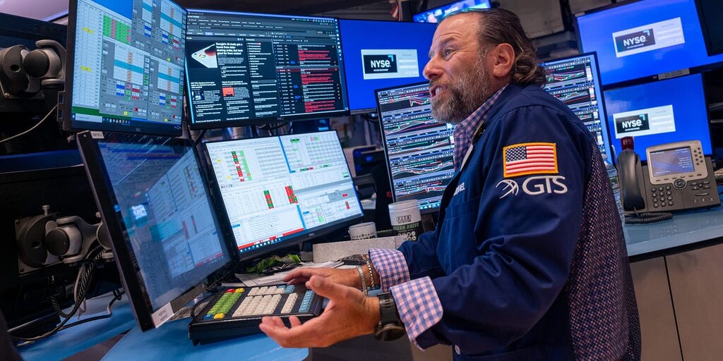 Le FMI avertit que des valorisations boursières élevées peuvent perturber l’économie Le FMI avertit que des valorisations boursières élevées peuvent perturber l’économie