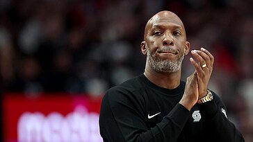 La mafia aurait truqué des parties de poker avec des lentilles trompeuses et des cartes NBA spéciales
