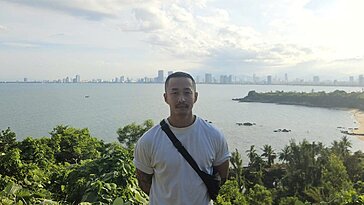 Après mon licenciement, j’ai pris une année sabbatique pour enseigner l’anglais au Vietnam, changeant ma perception de moi-même