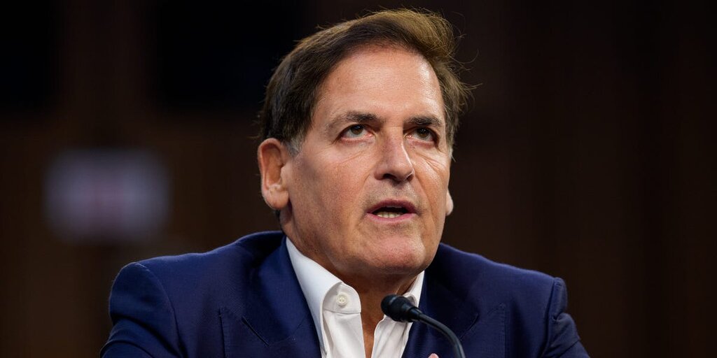 Mark Cuban dit qu’éliminer les milliardaires détruirait le marché boursier et l’économie américaine Mark Cuban dit qu’éliminer les milliardaires détruirait le marché boursier et l’économie américaine