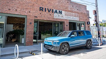 Rivian offre un package de départ à plus de 600 employés remerciés