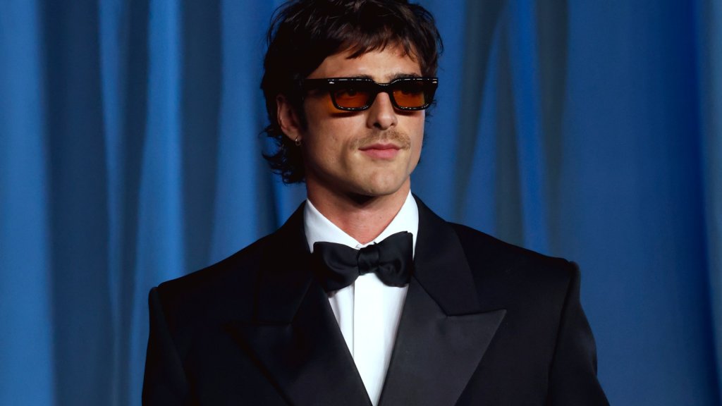 Jacob Elordi est impatient pour la saison 3 d’Euphoria : J’ai vraiment hâte Jacob Elordi est impatient pour la saison 3 d’Euphoria : J’ai vraiment hâte