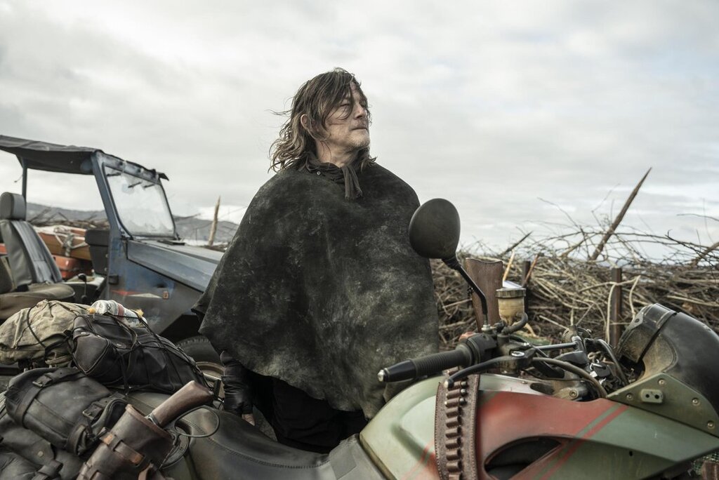 Norman Reedus salue le travail des collaborateurs espagnols sur la saison 3 de « Daryl Dixon » Norman Reedus salue le travail des collaborateurs espagnols sur la saison 3 de « Daryl Dixon »