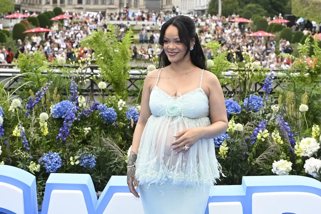 Rihanna subit une perte de 36 millions de dollars après la chute de sa marque de mode