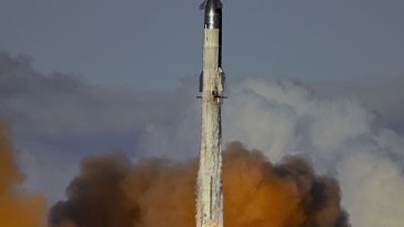 SpaceX réussit ses tests : 11e vol de Starship accompli avec succès au Texas