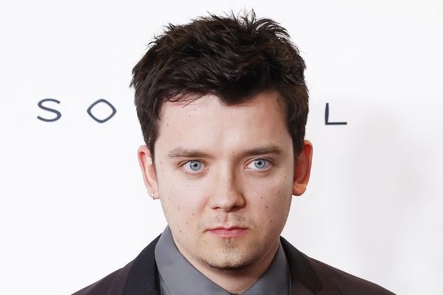 Asa Butterfield, vedette de « Stitch Head », parle de ses 20 ans de carrière qu’il juge « normale »