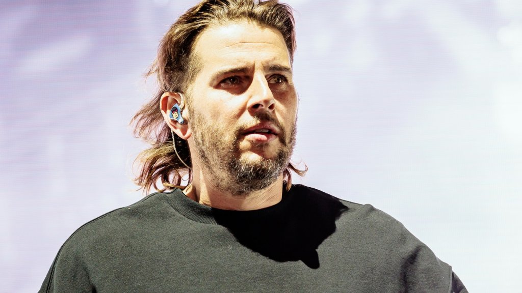Le chanteur d’Avenged Sevenfold parle du message pour les Israéliens récemment libérés